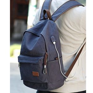 ⭐️blue-black colored laptop backpack⭐️